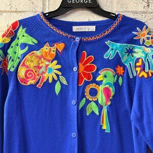 Arriviste Embroidered Cardigan Sweater – Folk Art Cat Animal Motif – Blue